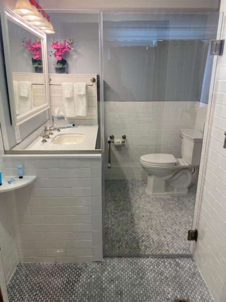 The At Cape Ann Marina Hotel 3*